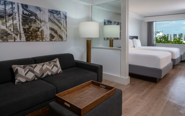 photo 3 of SpringHill Suites Marriott Ft Lauderdale Airport/Cruise Port