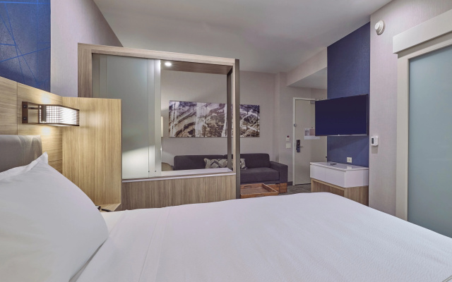 photo 3 of SpringHill Suites Medford Airport
