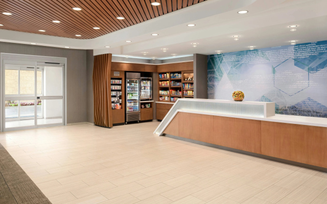 photo 2 of Springhill Suites Milwaukee West Wauwatosa