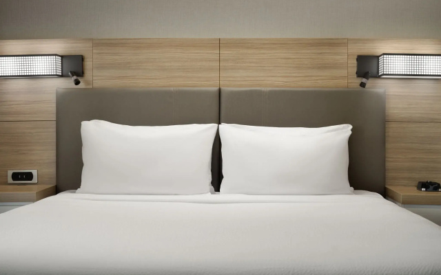 photo 5 of SpringHill Suites Minneapolis-St Paul Airpt/Mall of America