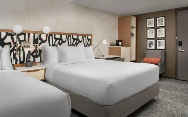 photo 5 of SpringHill Suites by Marriott New York Queens