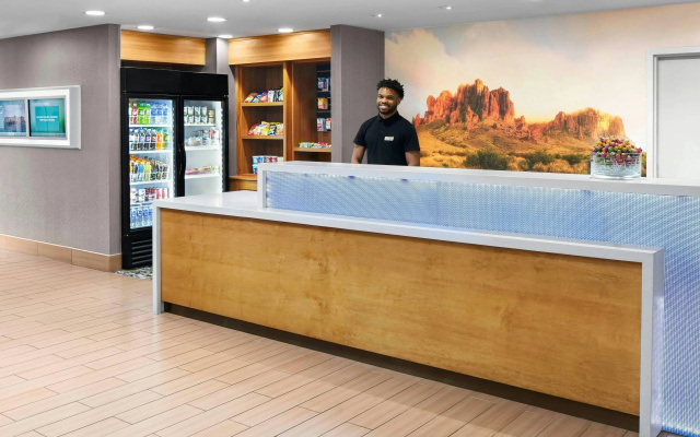 photo 2 of SpringHill Suites Scottsdale North