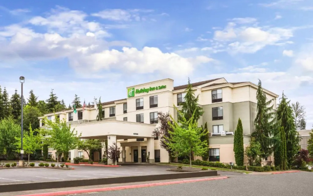 photo 2 of Holiday Inn & Suites Bothell by IHG