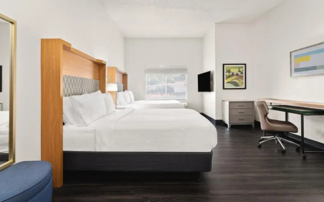 photo 4 of Holiday Inn & Suites Bothell by IHG