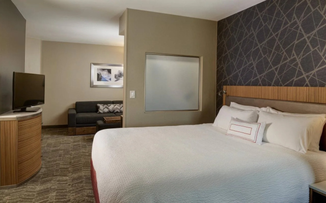 photo 2 of SpringHill Suites St. Louis Brentwood