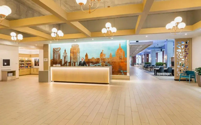 photo 2 of SpringHill Suites St. Paul Downtown