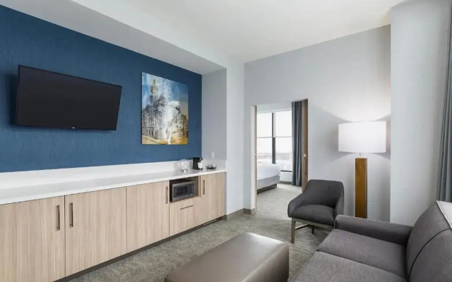 photo 3 of SpringHill Suites St. Paul Downtown