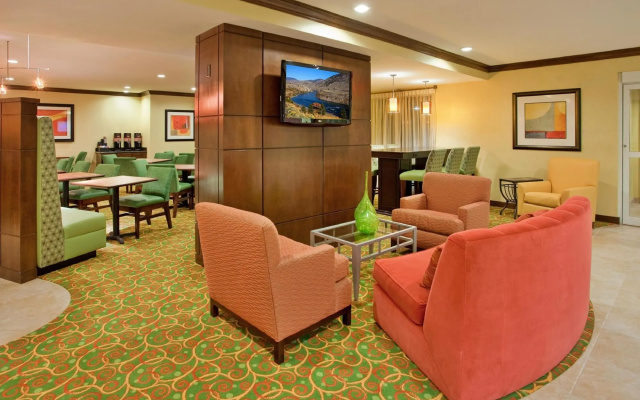 photo 2 of SpringHill Suites Tempe at Arizona Mills Mall