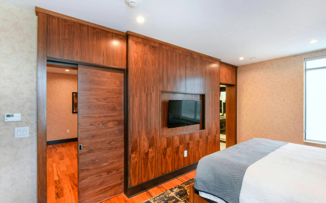 photo 3 of SpringHill Suites® by Marriott® Wilmington Wrightsville Beach