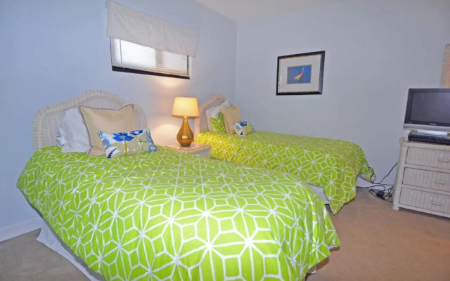 photo 4 of Springs Towers 402 3Br