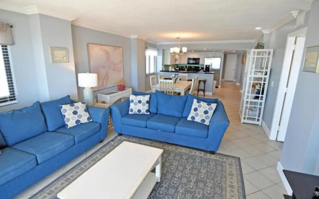 photo 4 of Springs Towers 406 3Br