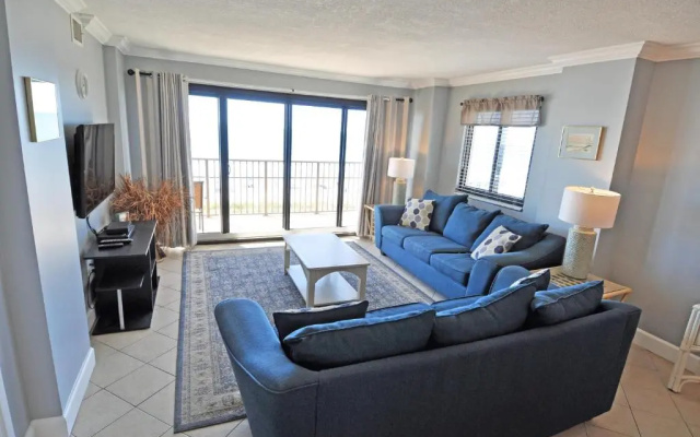 photo 5 of Springs Towers 406 3Br