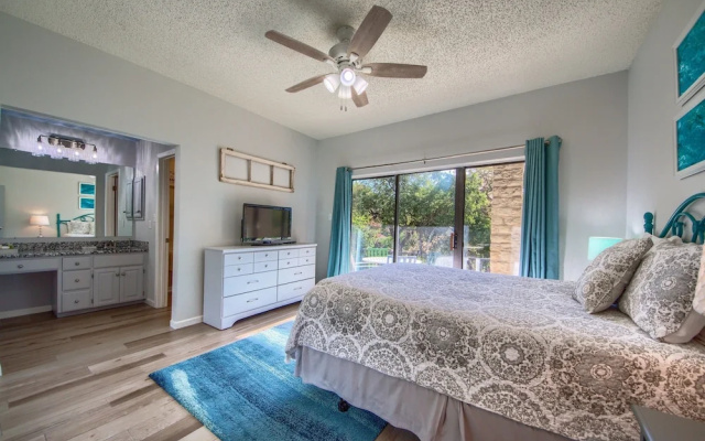 photo 3 of Spritzen Haus Cw C107 3 Bedroom Condo by RedAwning