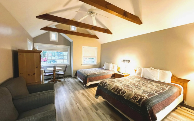 photo 2 of Spruce Lane Lodge and Cottages