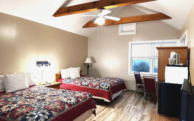 photo 3 of Spruce Lane Lodge and Cottages