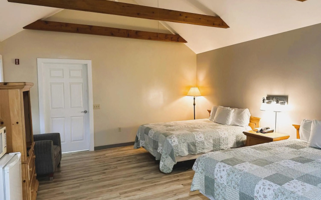 photo 4 of Spruce Lane Lodge and Cottages