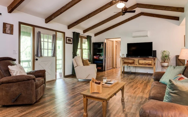 photo 5 of Spy Rock - 3 Br Cabin