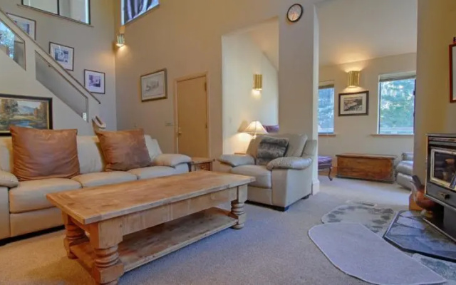 photo 3 of Squaw Cottage By Tahoe Vacation Rentals