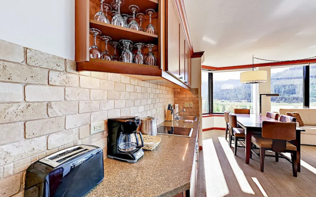 photo 5 of Squaw Creek 1br King Suite Corner Valley View 1 Bedroom Condo
