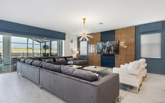 photo 2 of Sr017v: 8 Bed, Nintendo, Harry Potter, Pool, Shuffle Board