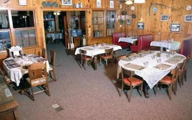 photo 3 of St. Bernard Lodge