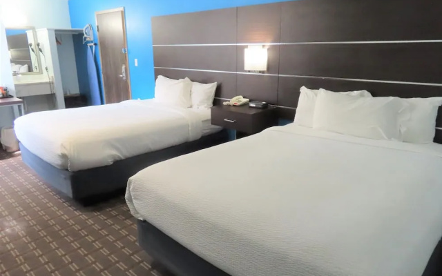 photo 5 of St. Charles Hotel