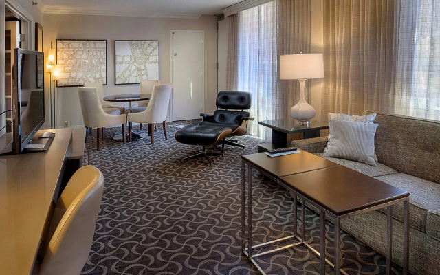 photo 4 of Marriott St. Louis Airport