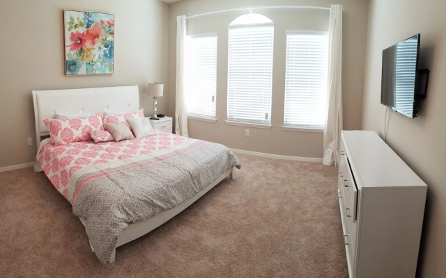 photo 4 of ST4746TD Solterra - Four Bedroom Townhouse