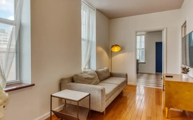 photo 3 of Stairway 3BR Apt w W D Ideal for Groups