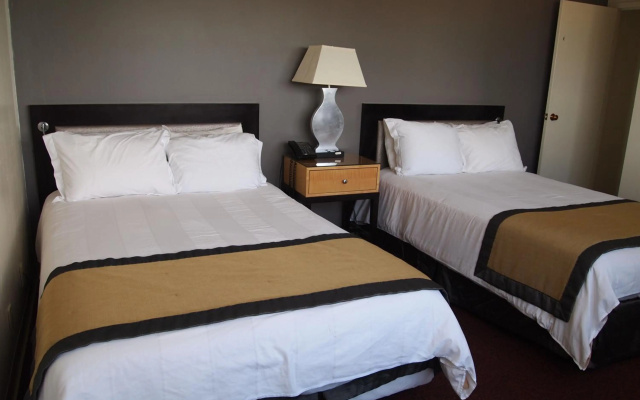photo 3 of Stamford Suites