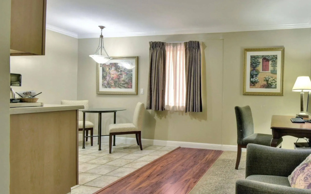 photo 2 of Stanford Terrace Inn