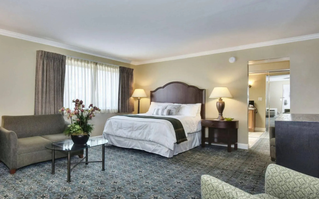 photo 3 of Stanford Terrace Inn