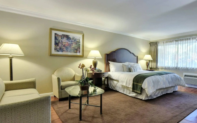 photo 5 of Stanford Terrace Inn