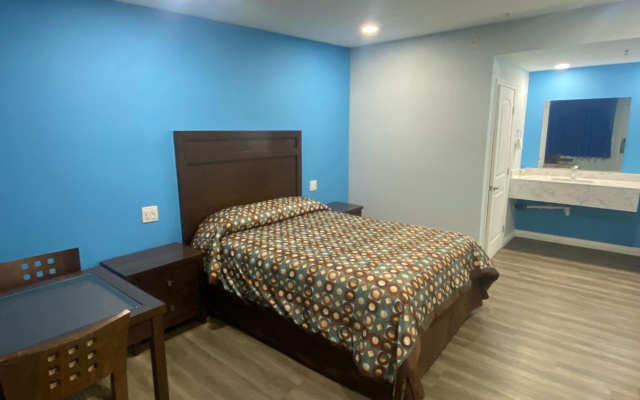 photo 5 of Star Inn Motel