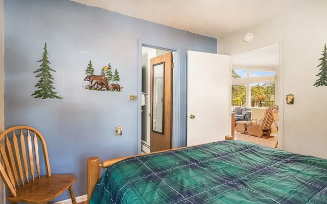 photo 4 of Starlight In The Rockies Ev #3172 3 Bedroom Home by RedAwning