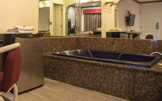 photo 3 of Starlight Inn La Brea