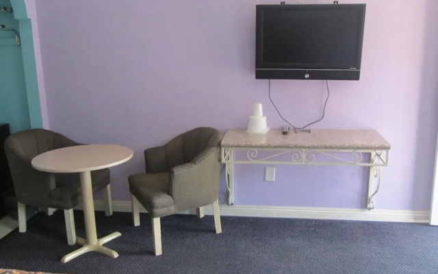 photo 3 of Starlight Inn Van Nuys