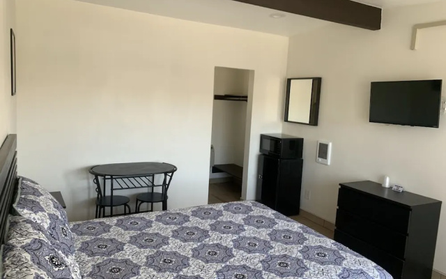 photo 3 of Starlite Motel