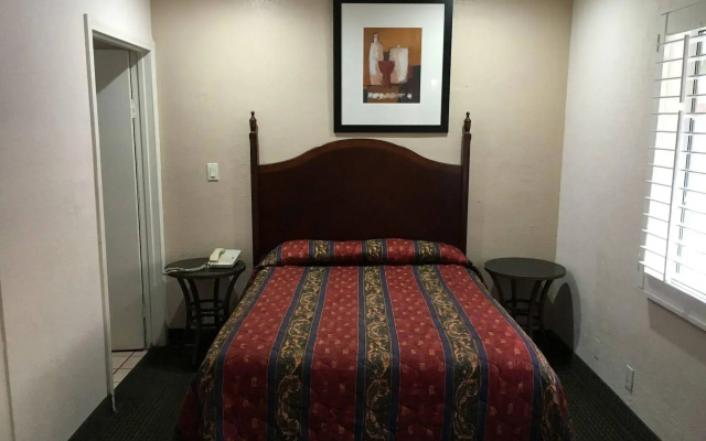 photo 4 of Starlite Motel