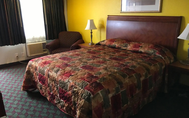photo 5 of Starlite Motel