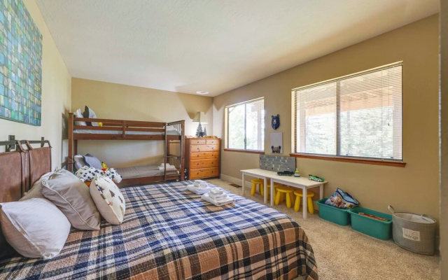 photo 3 of Deck & Views: Pet-friendly Starry Pines Cabin