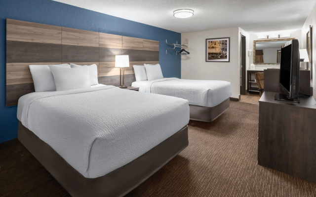 photo 4 of Baymont by Wyndham Downtown Detroit