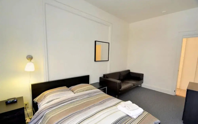 photo 4 of Stay Smart NYC 152 East 21st Street