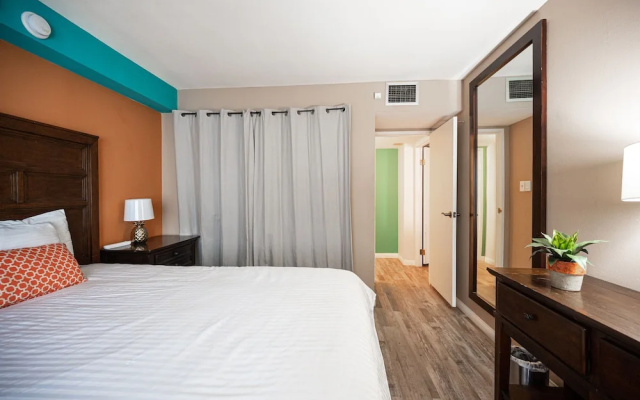photo 3 of Stay Together Suites | Center Strip