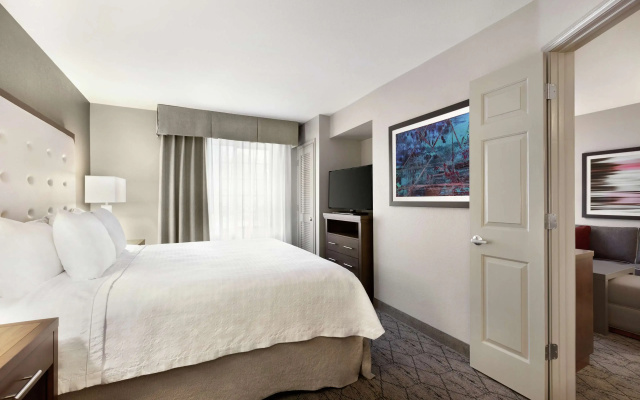 photo 4 of Homewood Suites by Hilton Portland Airport