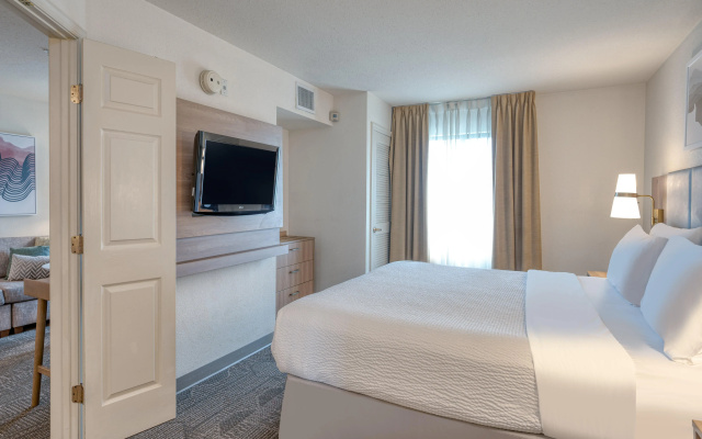 photo 3 of Staybridge Suites Allentown Bethlehem Airport by IHG