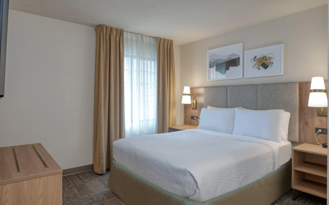 photo 4 of Staybridge Suites Allentown Bethlehem Airport by IHG