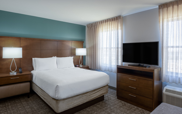 photo 3 of Staybridge Suites Phoenix East - Gilbert by IHG