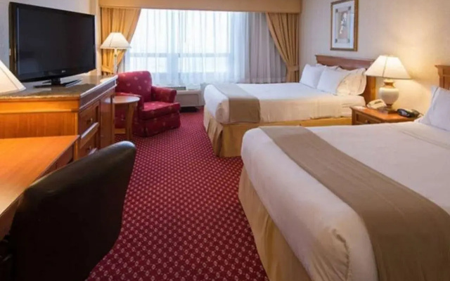 photo 3 of Staybridge Suites Chicago OHare Airport, an IHG Hotel