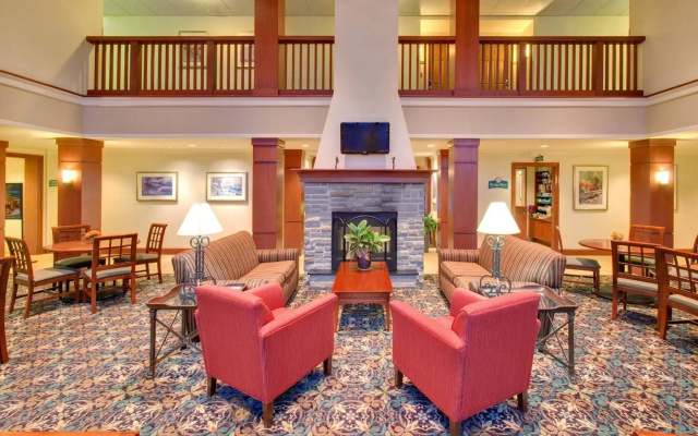 photo 2 of Staybridge Suites Chicago-Oakbrook Terrace by IHG